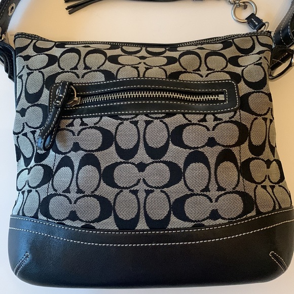 COACH Black/Gray Signature Monogram Canvas & Leather Shoulder Bag - Picture 2 of 16